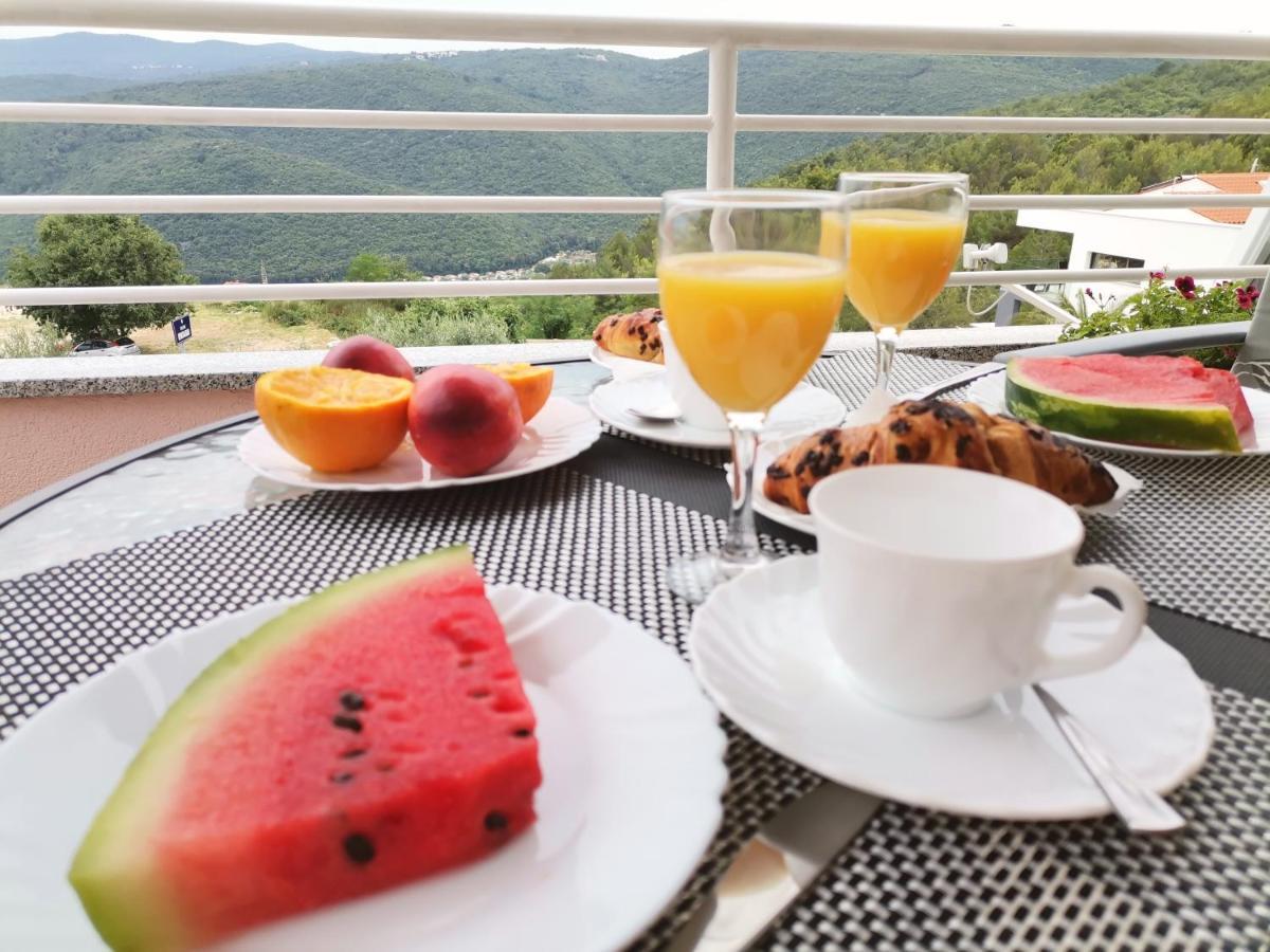 Lovely Apartment Branko Rabac With Balcony And Parking Εξωτερικό φωτογραφία