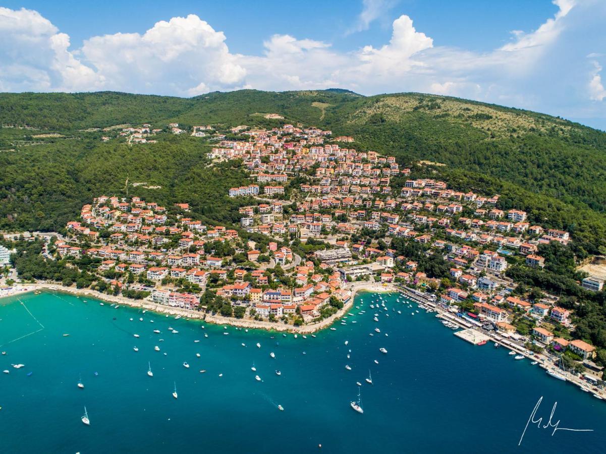 Lovely Apartment Branko Rabac With Balcony And Parking Εξωτερικό φωτογραφία